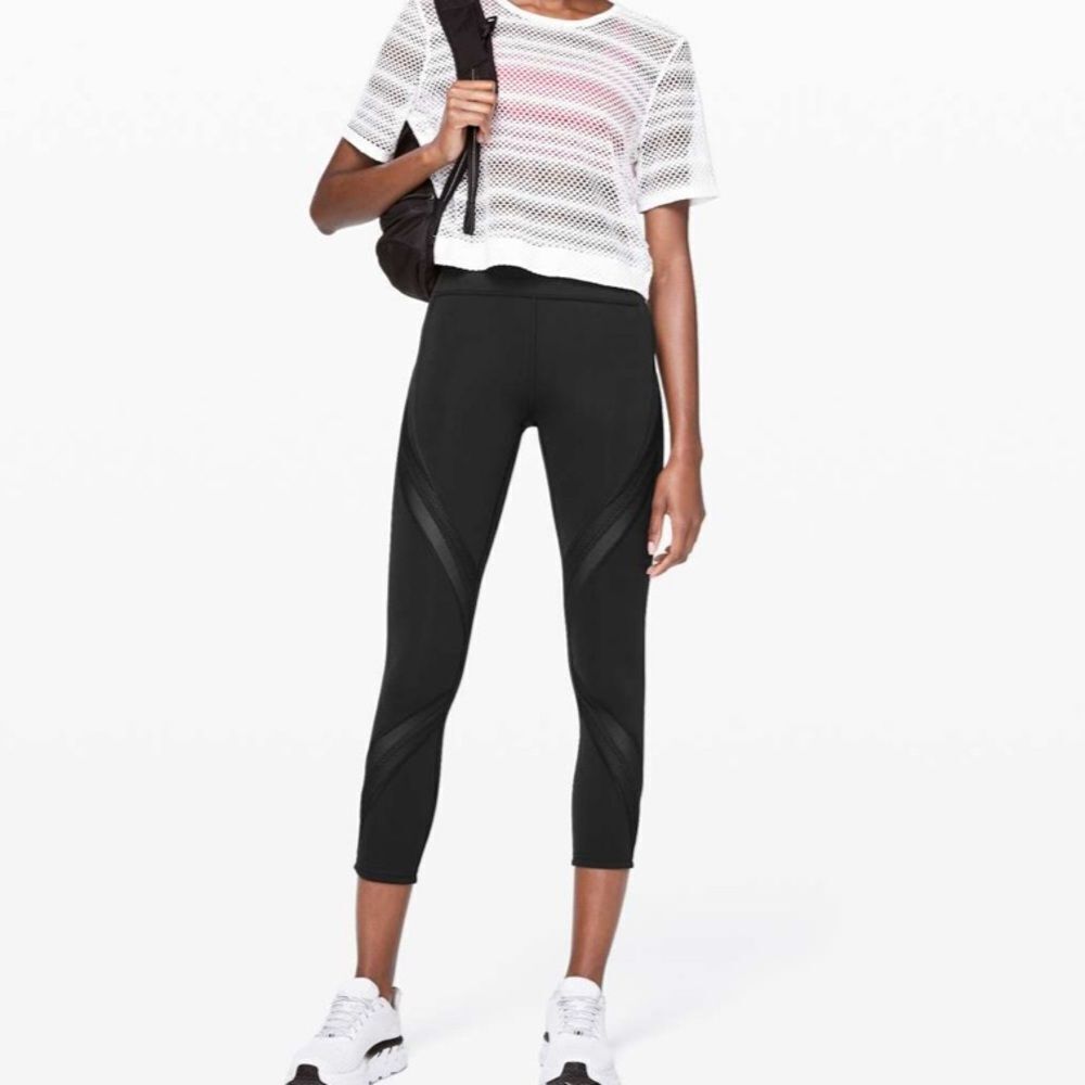 LULULEMON Bootcamp Ready Tight 25" Inseam Black Size 4